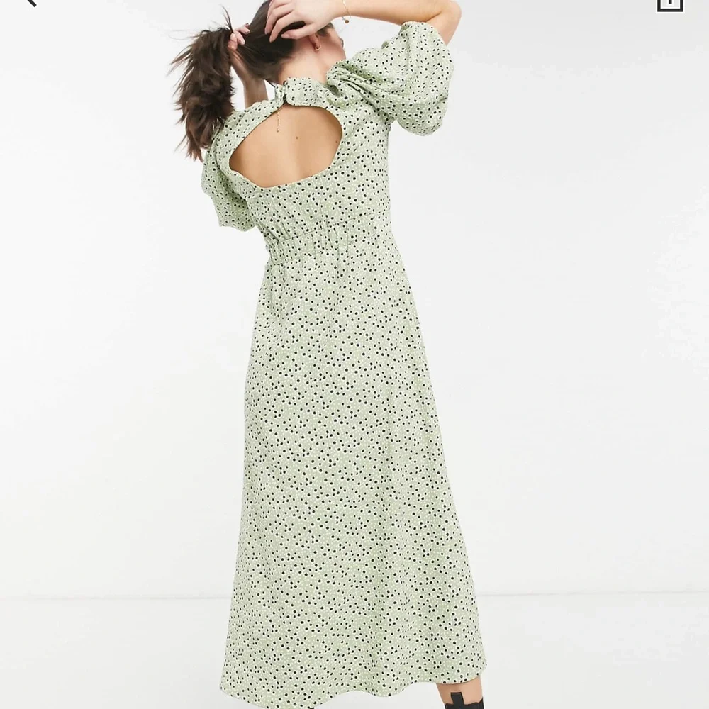 ASOS Green puff sleeveFloral Open-Back Dress - Picture 5 of 5